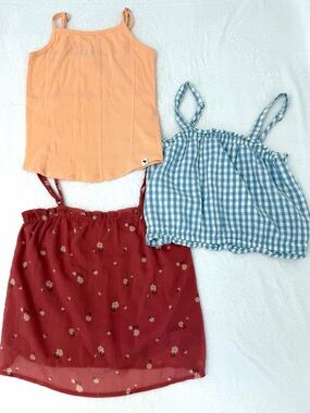 Lot of 3 Abercrombie Kids Girls 11/12 Tops Shirts Gingham Floral Ribbed Tanks